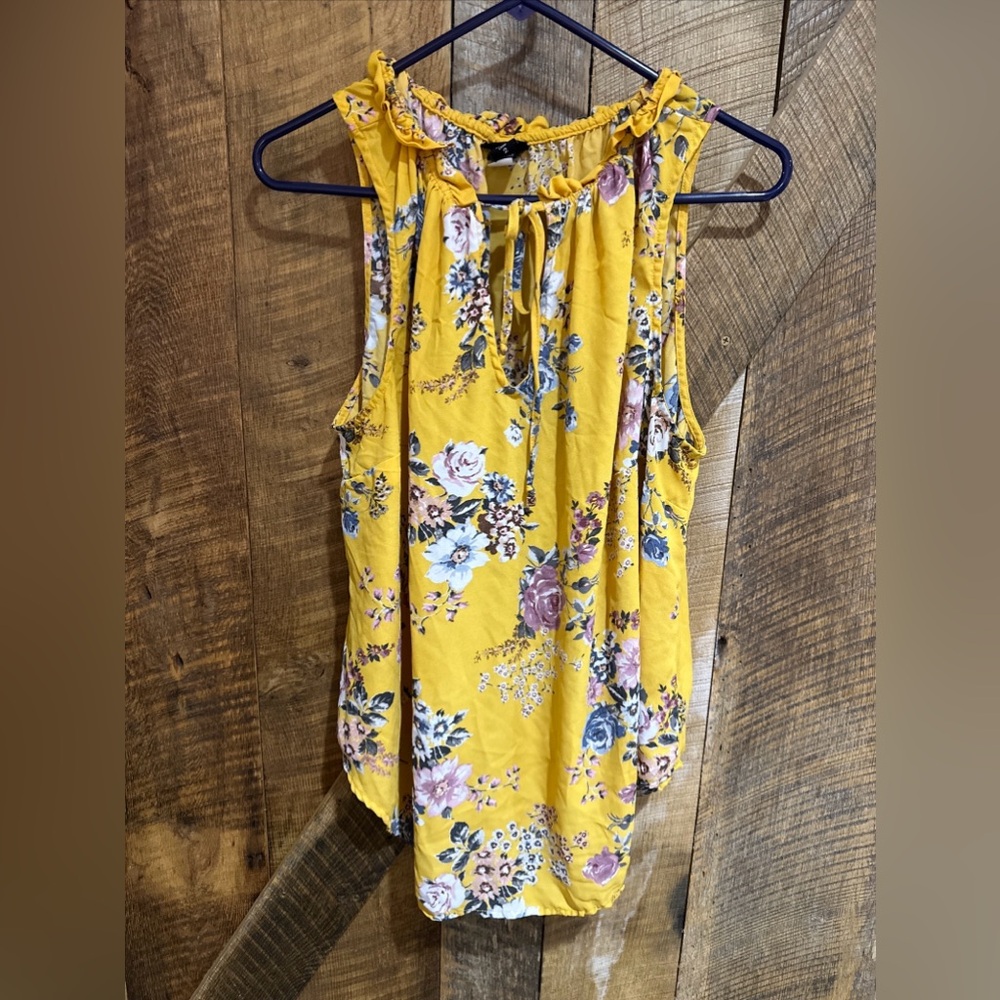Torrid Yellow Floral Georgette Tank Sz 2 (2X 18/20)